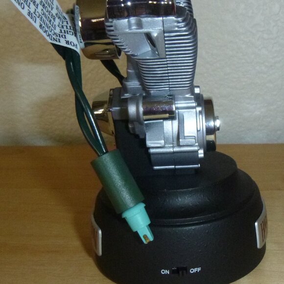 Hallmark Keepsake Harley Davidson Big Twin Evolution Engine - Picture 3 of 5